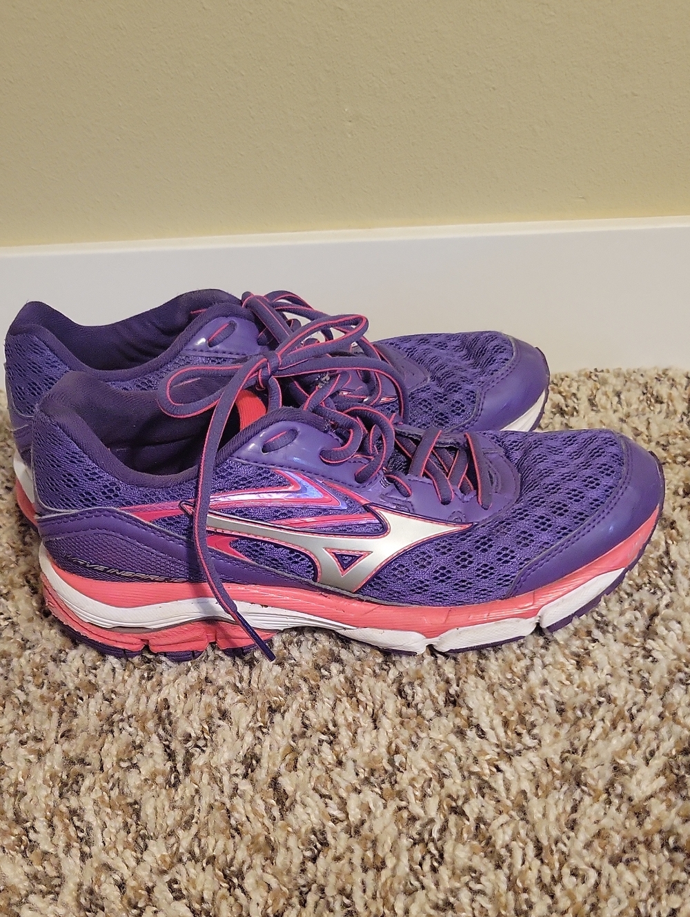 Mizuno Women's Purple with Pink Accent Running Sneakers